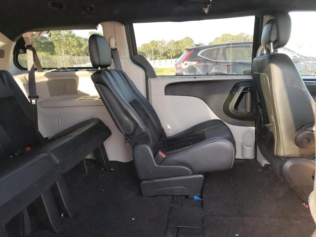 Photo 11 from auction – 2017 DODGE GRAND CARA with VIN 2C4RDGCG3HR649354
