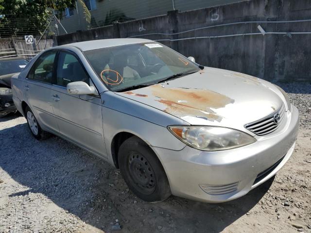 Photo 4 from auction – 2005 TOYOTA CAMRY LE with VIN 4T1BE32K85U952153