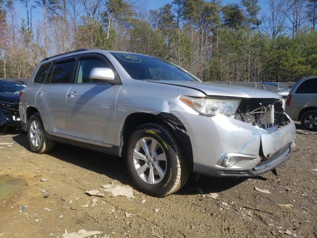 Photo 4 from auction – 2011 TOYOTA HIGHLANDER with VIN 5TDZK3EH6BS043050