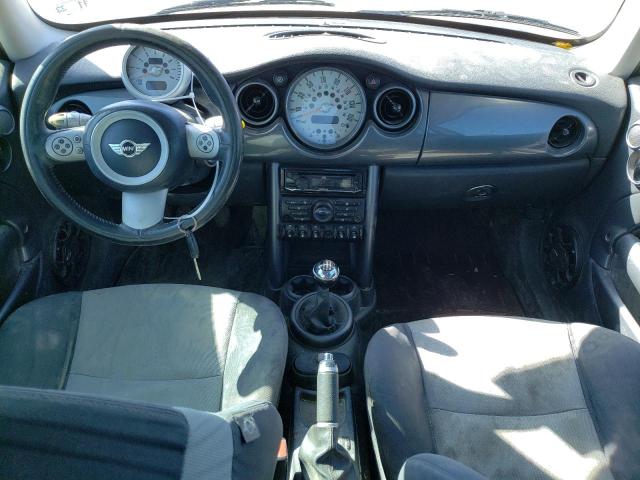 Photo 8 from auction – 2005 MINI COOPER with VIN WMWRC33595TK60763