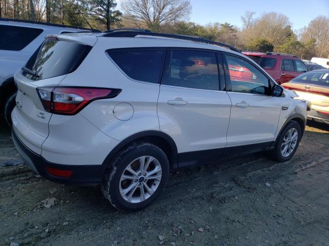 Photo 3 from auction – 2017 FORD ESCAPE SE with VIN 1FMCU9GD1HUD88970