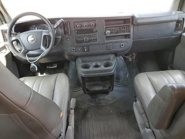 Photo 8 from auction – 2018 CHEVROLET EXPRESS G2 with VIN 1GAWGEFG3J1167741