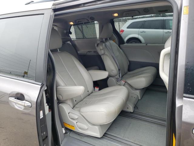Photo 11 from auction – 2011 TOYOTA SIENNA XLE with VIN 5TDYK3DC1BS167115