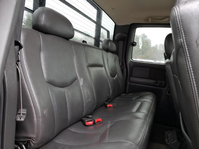 Photo 10 from auction – 2004 GMC NEW SIERRA with VIN 2GTEK19TX41156768