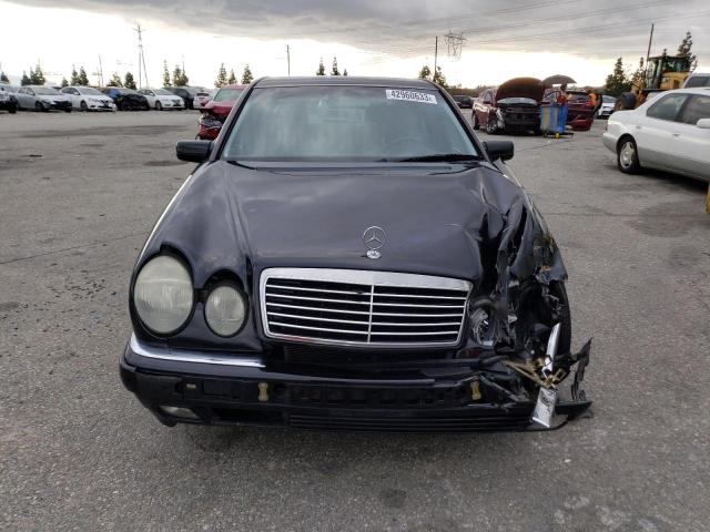 Photo 5 from auction – 1999 MERCEDES-BENZ E 320 with VIN WDBJF65H5XA820503