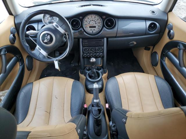 Photo 8 from auction – 2004 MINI COOPER with VIN WMWRC33434TC49928