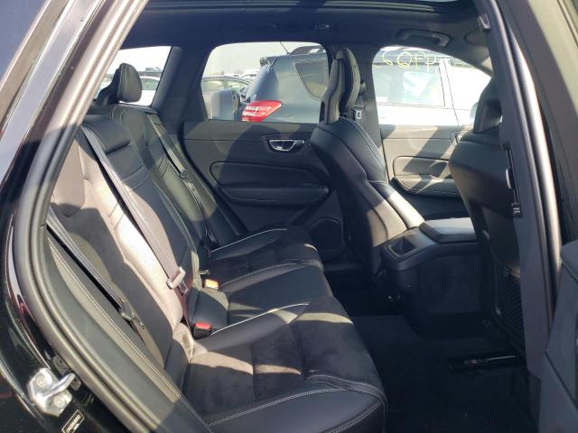 Photo 10 from auction – 2018 VOLVO XC60 T6 R- with VIN LYVA22RM3JB097053