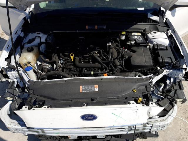 Photo 11 from auction – 2019 FORD FUSION SE with VIN 3FA6P0HD3KR162260