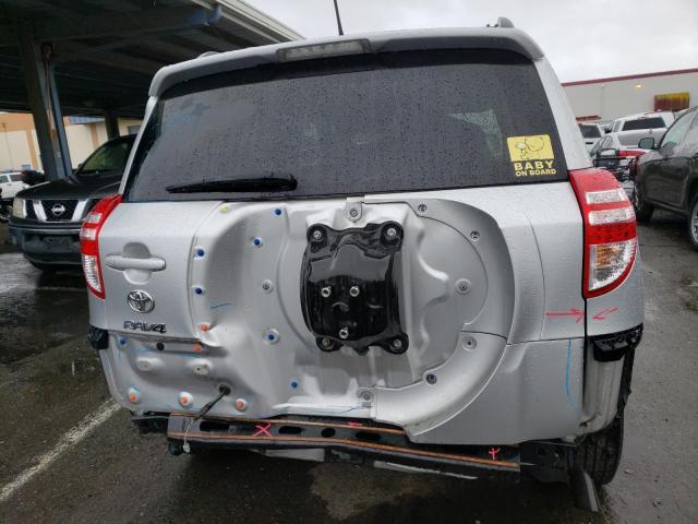 Photo 6 from auction – 2011 TOYOTA RAV4 with VIN 2T3KF4DV8BW070137