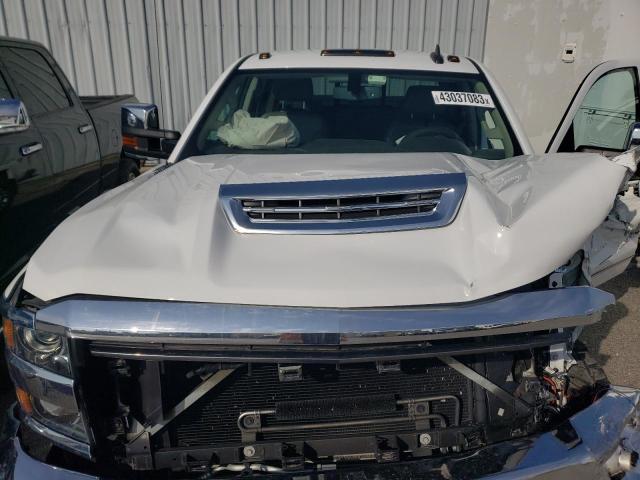 Photo 11 from auction – 2018 CHEVROLET SILVERADO with VIN 1GC4K0CY0JF140383