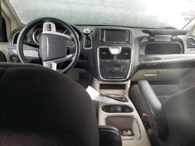 Photo 8 from auction – 2015 CHRYSLER TOWN & COU with VIN 2C4RC1BG3FR501722