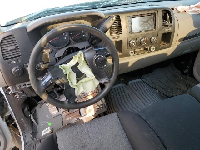 Photo 8 from auction – 2007 CHEVROLET SILVERADO with VIN 1GCEC14C57Z600090