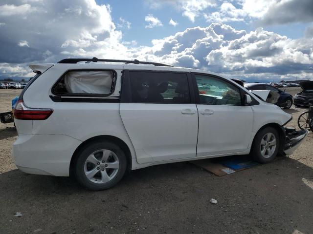 Photo 3 from auction – 2015 TOYOTA SIENNA LE with VIN 5TDKK3DC5FS633396