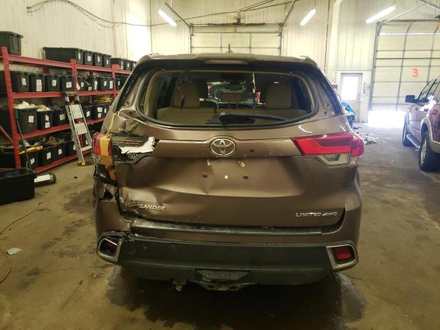 Photo 6 from auction – 2017 TOYOTA HIGHLANDER with VIN 5TDDZRFH2HS382341