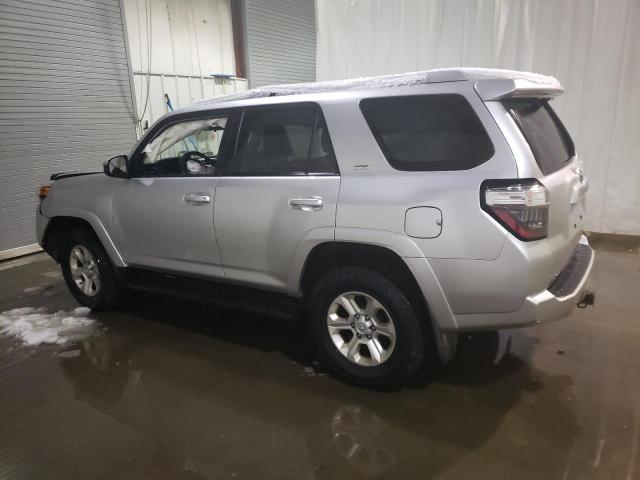 Photo 2 from auction – 2015 TOYOTA 4RUNNER SR with VIN JTEBU5JR1F5258056