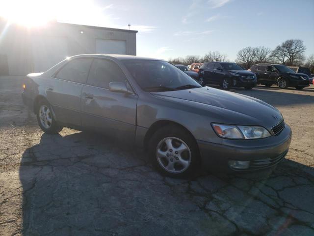 Photo 4 from auction – 1999 LEXUS ES 300 with VIN JT8BF28G0X5055497