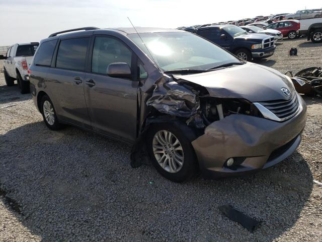 Photo 4 from auction – 2011 TOYOTA SIENNA XLE with VIN 5TDYK3DC7BS015579