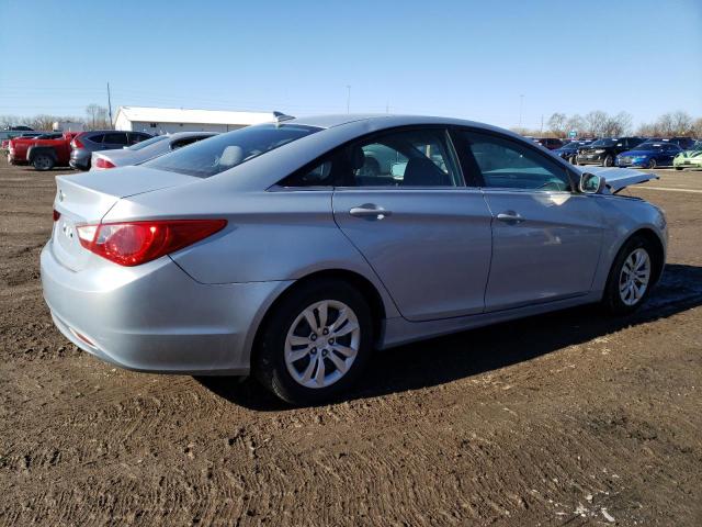 Photo 3 from auction – 2012 HYUNDAI SONATA GLS with VIN 5NPEB4AC9CH449359