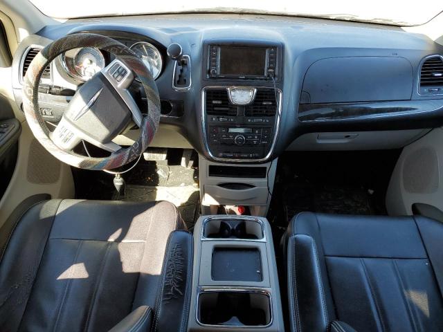 Photo 8 from auction – 2016 CHRYSLER TOWN & COU with VIN 2C4RC1BG6GR294406