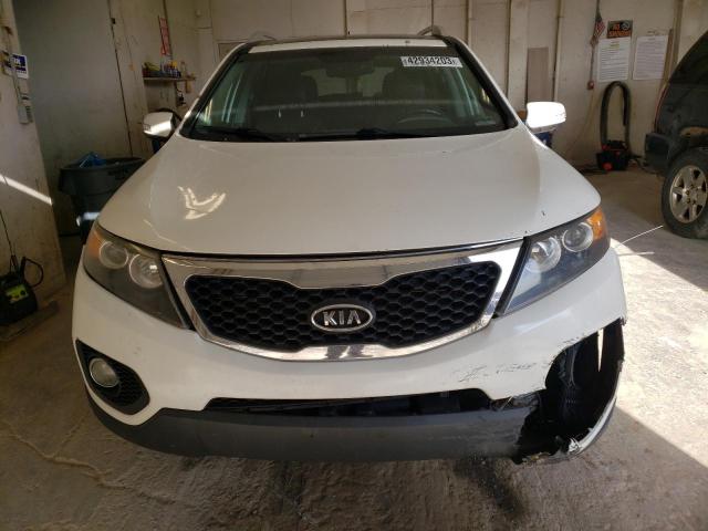 Photo 5 from auction – 2011 KIA SORENTO EX with VIN 5XYKU4A21BG067692