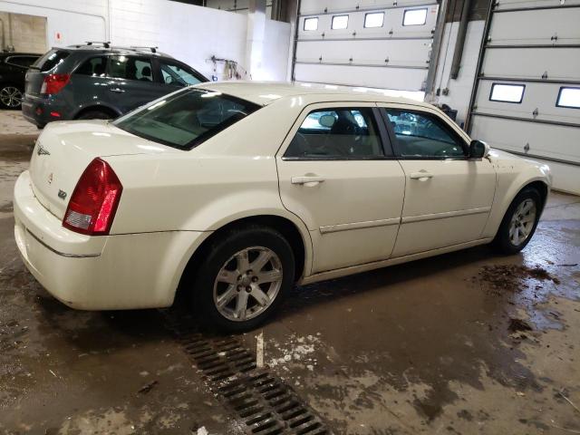 Photo 3 from auction – 2005 CHRYSLER 300 TOURIN with VIN 2C3JA53G95H658351