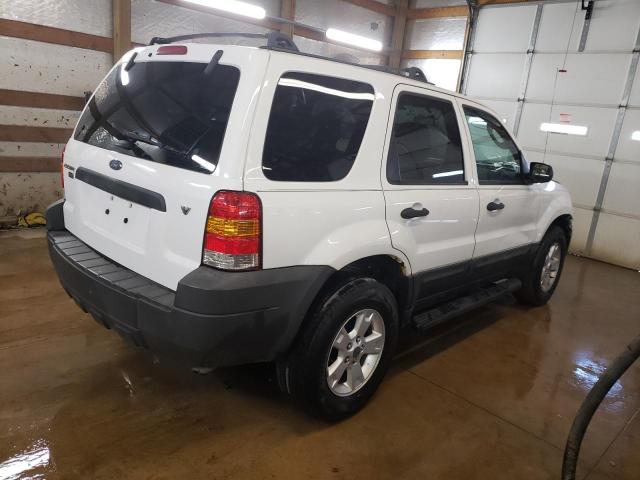 Photo 3 from auction – 2005 FORD ESCAPE XLT with VIN 1FMYU03145KD75103