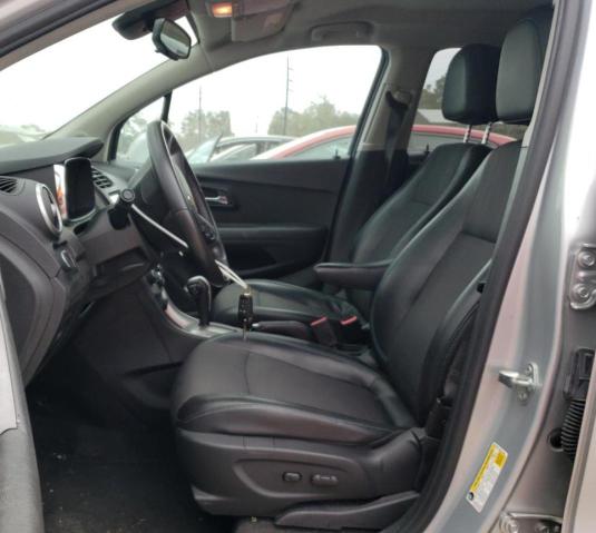 Photo 7 from auction – 2015 CHEVROLET TRAX 1LT with VIN 3GNCJLSB3FL247395