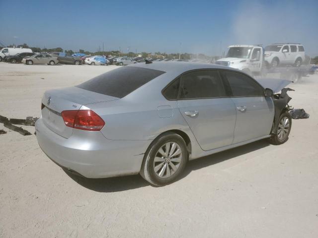 Photo 3 from auction – 2015 VOLKSWAGEN PASSAT S with VIN 1VWAT7A32FC042705