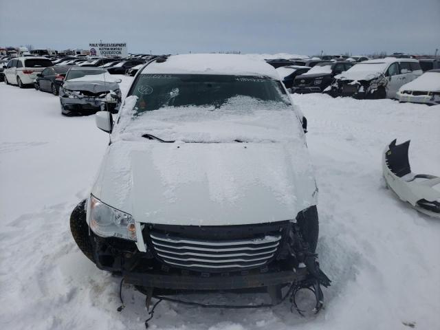 Photo 5 from auction – 2015 CHRYSLER TOWN & COU with VIN 2C4RC1BG3FR501722