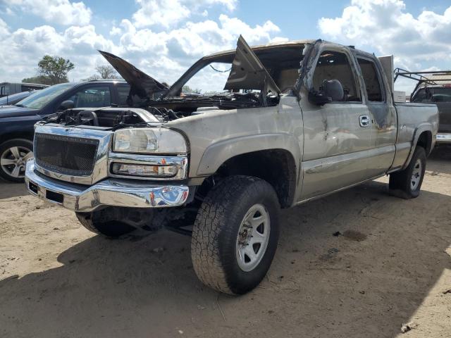 GMC NEW SIERRA 2003 with VIN 2GTEK19T931334233 - Photo from auction