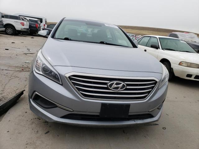 Photo 5 from auction – 2017 HYUNDAI SONATA SE with VIN 5NPE24AF0HH562926