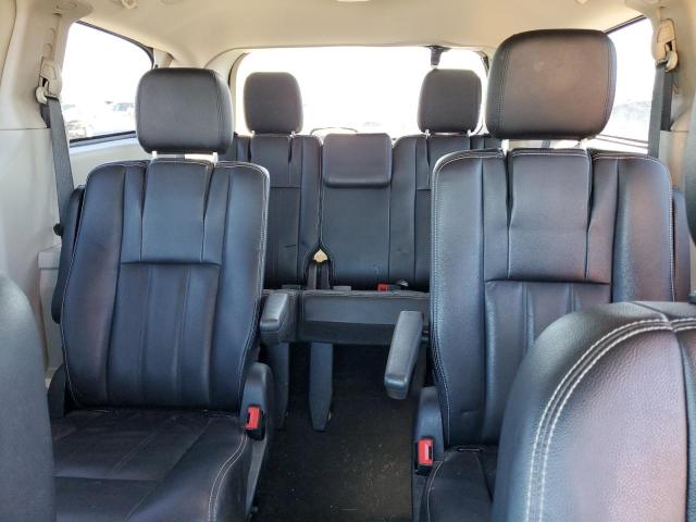 Photo 10 from auction – 2016 CHRYSLER TOWN & COU with VIN 2C4RC1BG6GR294406