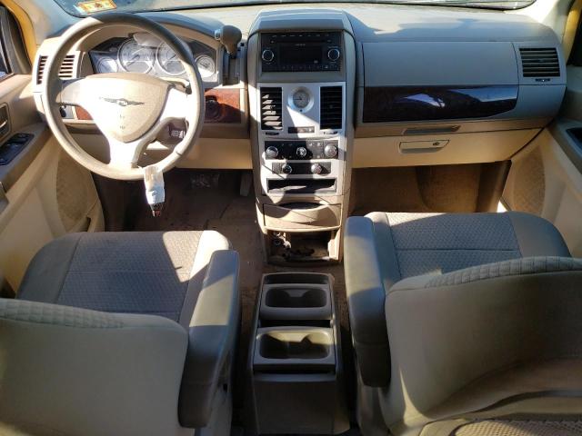 Photo 8 from auction – 2010 CHRYSLER TOWN & COU with VIN 2A4RR4DE0AR241424