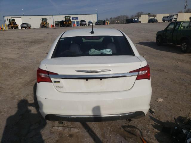 Photo 6 from auction – 2014 CHRYSLER 200 TOURIN with VIN 1C3CCBBG5EN114133