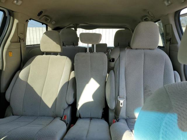 Photo 10 from auction – 2011 TOYOTA SIENNA LE with VIN 5TDKK3DC4BS168037