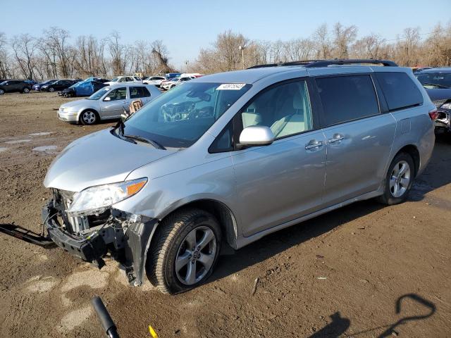 Photo 1 from auction – 2020 TOYOTA SIENNA LE with VIN 5TDKZ3DC5LS058692