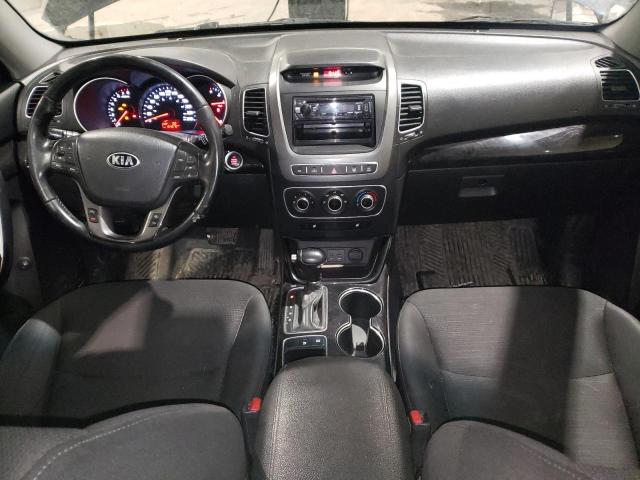 Photo 8 from auction – 2015 KIA SORENTO LX with VIN 5XYKTDA73FG573934