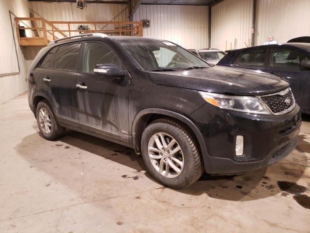Photo 4 from auction – 2015 KIA SORENTO LX with VIN 5XYKTDA73FG573934