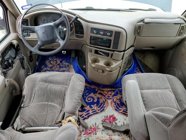 Photo 8 from auction – 2000 CHEVROLET ASTRO with VIN 1GBDM19W9YB139583