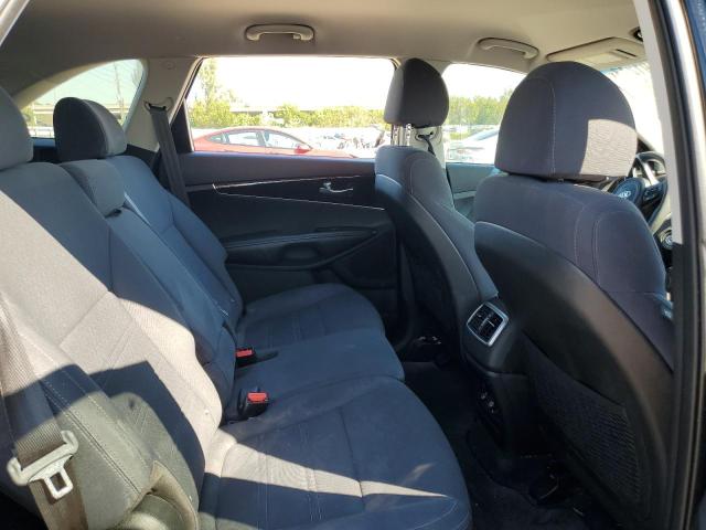 Photo 11 from auction – 2018 KIA SORENTO LX with VIN 5XYPGDA56JG418960