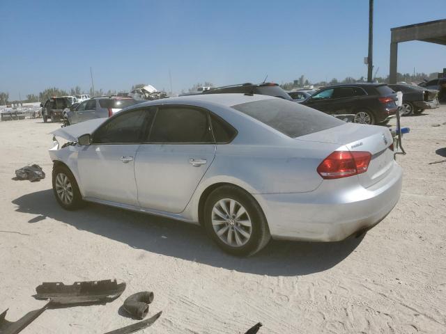 Photo 2 from auction – 2015 VOLKSWAGEN PASSAT S with VIN 1VWAT7A32FC042705