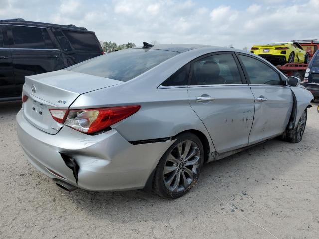 Photo 3 from auction – 2012 HYUNDAI SONATA SE with VIN 5NPEC4AB3CH355420