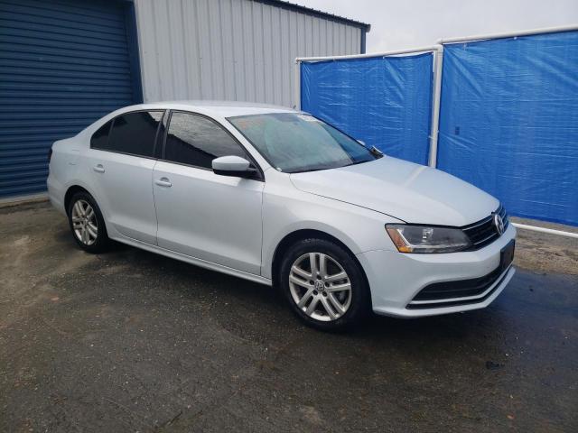 Photo 4 from auction – 2018 VOLKSWAGEN JETTA S with VIN 3VW2B7AJ2JM260544