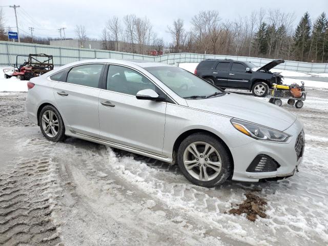 Photo 4 from auction – 2018 HYUNDAI SONATA SPO with VIN 5NPE34AF3JH697207