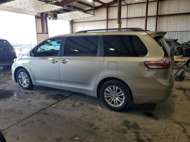 Photo 2 from auction – 2017 TOYOTA SIENNA XLE with VIN 5TDYZ3DC0HS857636