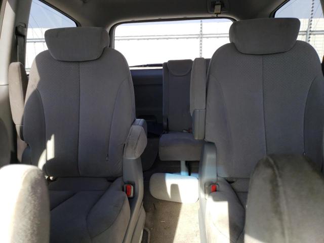Photo 10 from auction – 2007 HYUNDAI ENTOURAGE with VIN KNDMC233976010804