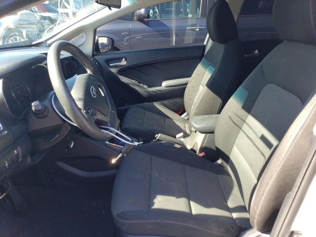 Photo 7 from auction – 2017 KIA FORTE LX with VIN 3KPFK4A72HE027775