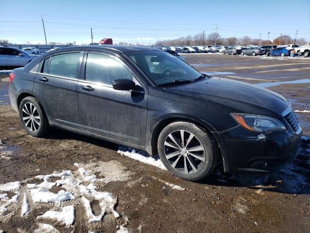 Photo 4 from auction – 2012 CHRYSLER 200 S with VIN 1C3CCBHG4CN222067
