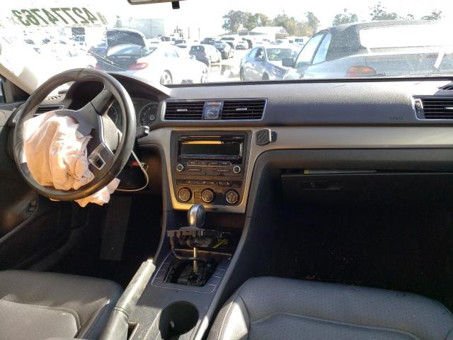 Photo 8 from auction – 2015 VOLKSWAGEN PASSAT S with VIN 1VWAT7A39FC019583