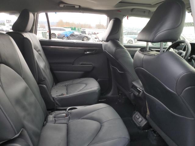 Photo 11 from auction – 2023 TOYOTA HIGHLANDER with VIN 5TDXBRCH2PS570720